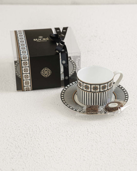 Elan Tea cup with chocolate